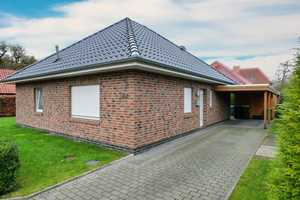 Stadtnah in Aurich: Charmanter Bungalow mit Carport und Großem Garten! – Aurich (Kreis) – Vorschaubild 2
