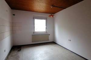 Großes Einfamilienhaus mit Einliegerwohnung, Hof und Carport – Die vollständige Adresse der Immobilie erhältst du vom Anbieter., 55444 Schweppenhausen – Vorschaubild 10