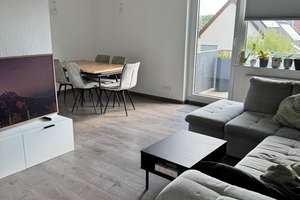 Helle 2-Zimmer-Wohnung im 2. OG in Solingen-Mitte – Felderstr. 49, 42651 Solingen-Mitte, Solingen – Vorschaubild 1