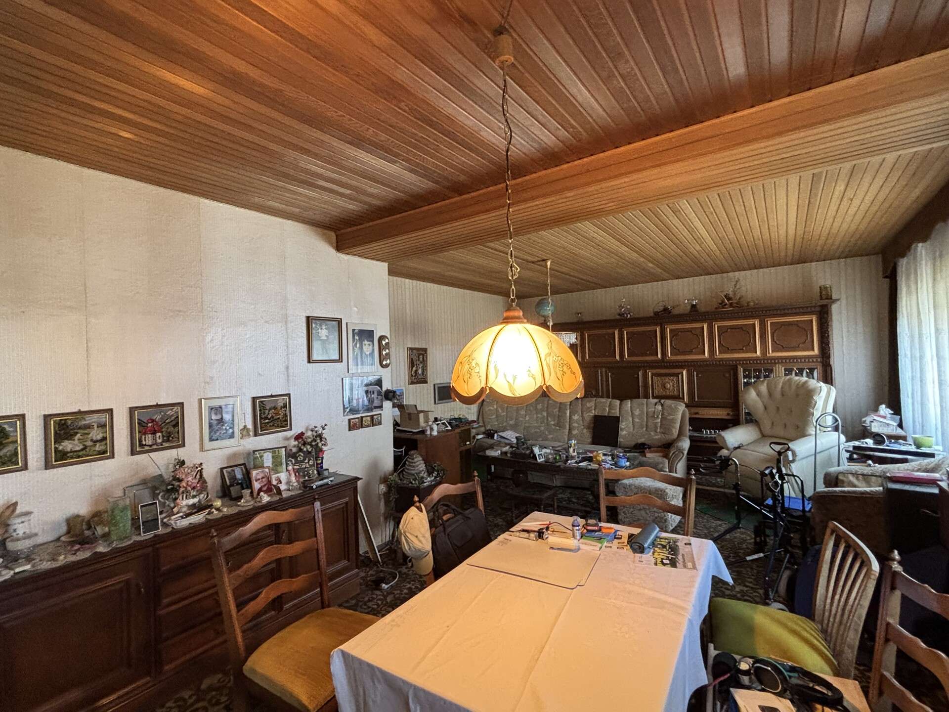 Immobilie in Mainaschaff - SANIERUNGSBEDÜRFTIGES 1-2 FAMILIENHAUS MIT TERRASSE, GARTEN UND GARAGE IN SEHR GUTER LAGE VON  - Bild 9