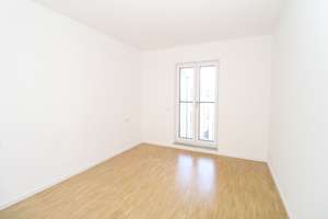 Helle 3-Zimmer-Wohnung mit Balkon und Aussicht in Dresden – Flößerstraße - Frei ab 01.10.2026 – Flößerstraße 8, 1139 Mickten, Dresden – Vorschaubild 18