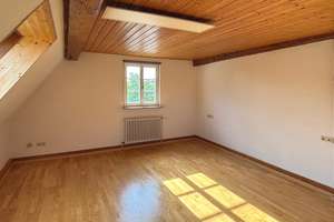 Denkmalgeschütztes Schmuckstück -
 Wohn- u. Geschäftshaus – Die vollständige Adresse der Immobilie erhältst du vom Anbieter., 78661 Dietingen – Vorschaubild 11