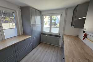 Haushälfte mit EBK, 3 Bäder, Scheune, Garage... – Die vollständige Adresse der Immobilie erhältst du vom Anbieter., 79400 Kandern – Vorschaubild 9