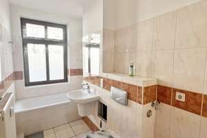 Property thumbnail 11