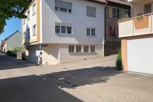 Attraktive 3-Zimmer-Wohnung mit Balkon in bevorzugter Lage von Eutingen – Die vollständige Adresse der Immobilie erhältst du vom Anbieter., 75181 Eutingen, Pforzheim – Vorschaubild 2