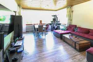 Platz auf einer Ebene: Bungalow mit nicht einsehbarem, sonnigem Garten, 2 Terrassen und Garage – Werra-Meißner-Kreis – Vorschaubild 2