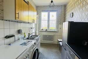Bezugfreie 2-Zimmer-Wohnung mit großem Balkon – hell, modernisiert, ruhige Lage. – Ragazer Straße 15, 13407 Reinickendorf (Ortsteil), Berlin – Vorschaubild 9