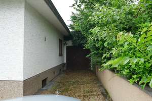 Einfamilienhaus mit Garten und Garage mit Grube – Schellenberg 19, 53859 Niederkassel – Vorschaubild 2