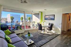 Zentrumsnahe, hochwertige, helle und ruhige 2 Zimmer Penthouse - Wohnung mit Aufzug