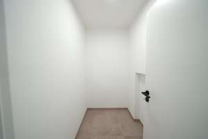 Frisch saniert mit Blick ins Grüne - 2,5 Zimmer Terrassenwohnung in Regensburg/Graß – Löbelstraße 11, 93053 Oberisling-Graß, Regensburg – Vorschaubild 17