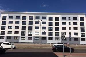 Sonnige Dreiraumwohnung mit Balkon – Askanische Straße 24 - 28, 6842 Innerstädtischer Bereich Mitte, Dessau-Roßlau – Vorschaubild 2