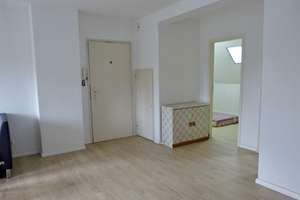 Gepflegte Dachgeschosswohnung mit Einbauküche - ideal für Paare, Singles oder als WG – Birkenweg 13, 27576 Lehe, Bremerhaven – Vorschaubild 3