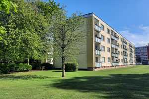 2 1/2 Zimmer Wohnung mit Balkon in Kiel Suchsdorf – Kiel – Vorschaubild 1