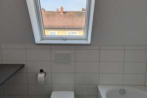Helle 4‑Zimmer Dachgeschosswohnung in Mainz-Oberstadt – Freiherr-vom-Stein-Strasse  28, 55131 Oberstadt, Mainz – Vorschaubild 5