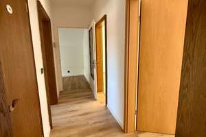 Helle 3 Zimmer Wohnung mit Stellplatz und Küche inkl. in Quelle Brackwede Renoviert Sehr Schön – Die vollständige Adresse der Immobilie erhältst du vom Anbieter., 33649 Brackwede, Bielefeld – Vorschaubild 11