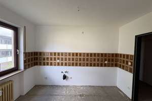 Großzügige 4-Zimmer-Wohnung mit Balkon und Garage in Mitterteich – Die vollständige Adresse der Immobilie erhältst du vom Anbieter., 95666 Mitterteich – Vorschaubild 5