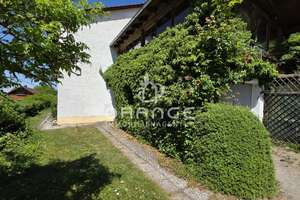 ***CHARMANTES EFH/ZFH MIT POTENZIAL, VIEL PLATZ, GROßEM GRUNDSTÜCK & WINTERGARTEN IN RUHIGER LAGE*** – Die vollständige Adresse der Immobilie erhältst du vom Anbieter., 94474 Vilshofen an der Donau – Vorschaubild 49