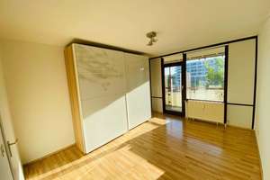 Helle 3‑Zimmer‑Wohnung mit verglaster Westloggia, Einbauküche & Aufzug - nahe S‑Bahn – 81927 Johanneskirchen, München – Vorschaubild 14