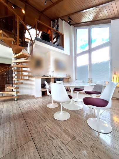 Exklusives Penthouse in Kirchrode: Luxuriöses Wohnen mit Galerie und Panoramablick