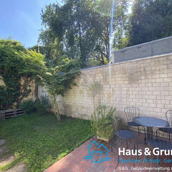 *** charmante 1-Zimmer-Wohnung - offener Wohnflair - mit eigenem Garten - im Pontviertel ***