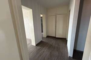 Gepflegte 2-Zimmer-Wohnung mit Stellplatz, Balkon und Fahrstuhl in Salzgitter-Lebenstedt – Die vollständige Adresse der Immobilie erhältst du vom Anbieter., 38226 Lebenstedt, Salzgitter – Vorschaubild 5