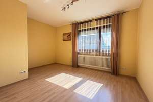 Provisionsfrei und mit Bioenergie Wächtersb.! Großes Generationenhaus mit schönen Bädern und Küchen – Lauterbacher Straße 17, 63607 Wächtersbach – Vorschaubild 6