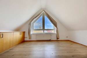 Helle, bezugsfreie Maisonettewohnung mit zwei Balkonen in Münster-Mecklenbeck – Die vollständige Adresse der Immobilie erhältst du vom Anbieter., 48163 Mecklenbeck, Münster – Vorschaubild 14
