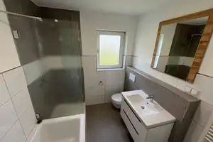 Renoviertes 5-Raum-Einfamilienhaus mit geh. Innenausstattung und Garten in Kaiserslautern – Fliederweg 44, 67657 Kaiserslautern – Vorschaubild 12