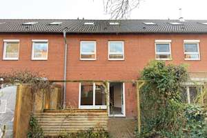 Familienfreundliches Reihenhaus – Die vollständige Adresse der Immobilie erhältst du vom Anbieter., 24109 Mettenhof, Kiel – Vorschaubild 1