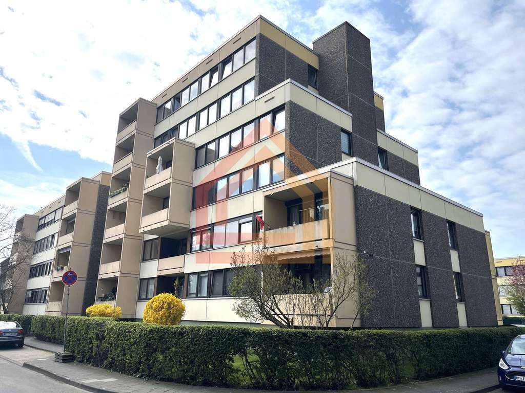 Immobilie in Pulheim - Bezugsfreie, zentral gelegene 2-Zimmer-Wohnung mit PKW-Stellplatz in Pulheim - Bild 0