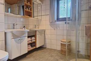Gepflegtes Hosby Einfamilienhaus mit Einliegerwohnung in schöner Lage von Süderbrarup – Die vollständige Adresse der Immobilie erhältst du vom Anbieter., 24392 Süderbrarup – Vorschaubild 12