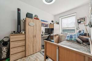 Wohnen wie im eigenen Haus – 133 m² Wohnfläche mit Garten, Kamin & 2 Garagen in Bottrop-Eigen – Die vollständige Adresse der Immobilie erhältst du vom Anbieter., 46238 Batenbrock, Bottrop – Vorschaubild 6