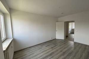 Helle 3 Zimmer Wohnung mit Südbalkon in Bremerhaven-Surheide – Carsten-Lücken-Straße 137, 27574 Surheide, Bremerhaven – Vorschaubild 9