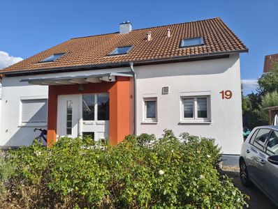 Familienfreundliche 4-Zimmer-Wohnung mit separatem Gästezimmer & Holzofen - Haustiere willkommen
