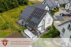+ Moderne und helle Doppelhaushälfte mit innovativer Technik in Straubing + – Die vollständige Adresse der Immobilie erhältst du vom Anbieter., 94315 Hornstorf, Straubing – Vorschaubild 2