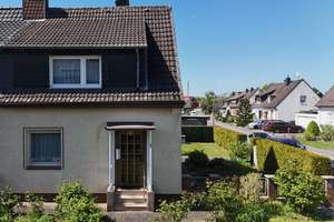 Charmante Doppelhaushälfte mit Garage und großem Potenzial in Bönen – Die vollständige Adresse der Immobilie erhältst du vom Anbieter., 59199 Bönen – Vorschaubild 16