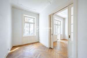 Historische Eleganz mit Raum für Ihre Ideen – Die vollständige Adresse der Immobilie erhältst du vom Anbieter., 22299 Winterhude, Hamburg – Vorschaubild 1