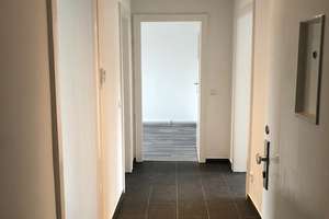 Moderne 2-Zi.-Whg. mit Wannenbad in zentraler Lage!! – Kestnerstraße  34, 30159 Südstadt, Hannover – Vorschaubild 3