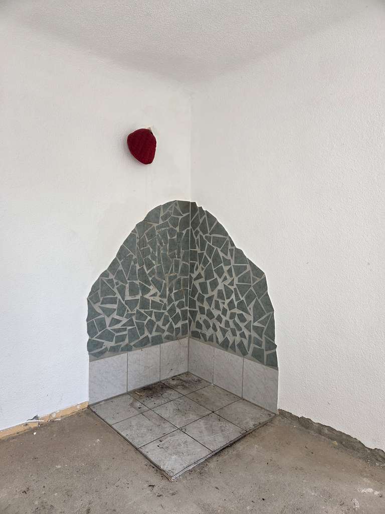 Immobilie in Lützen - renovierungsbedürftiges 2 geschossiges Haus + Dachboden provi-frei zu verkaufen - Bild 2