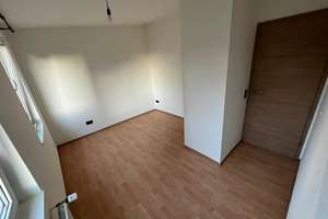 Exclusive 2-Zimmer Dachgeschosswohnung in Hanau – Ramsaystrasse 1, 63450 Innenstadt, Hanau – Vorschaubild 2