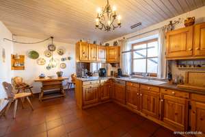 RE/MAX - Großzügiges Haus zum Kaufen mit spanischem Flair! – Die vollständige Adresse der Immobilie erhältst du vom Anbieter., 84184 Tiefenbach – Vorschaubild 9