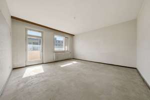 Güntzelkiez in Wilmersdorf: Sanierungsbedürftige 3-Zimmer-Wohnung mit Balkon – Die vollständige Adresse der Immobilie erhältst du vom Anbieter., 10717 Wilmersdorf, Berlin – Vorschaubild 2