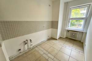 Bezugsfrei! Helle 4 Zimmerwohnung in bester Lage – Die vollständige Adresse der Immobilie erhältst du vom Anbieter., 10589 Charlottenburg, Berlin – Vorschaubild 8
