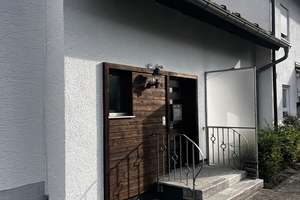 Charmantes Mittelhaus frisch renoviert