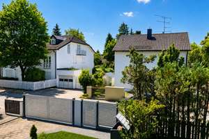 Familienparadies mit Südgarten in begehrter und ruhiger Wohnlage von Waldtrudering – Taku-Fort-Str. 3, 81827 Waldtrudering, München – Vorschaubild 5