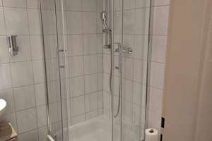 Möbliertes City-Studio mit Loggia & Skylineblick in Frankfurt-Bockenheim – Die vollständige Adresse der Immobilie erhältst du vom Anbieter., 60486 Bockenheim, Frankfurt am Main – Vorschaubild 7