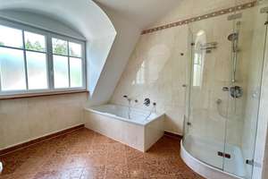 Exklusive, helle Maisonettewohnung in bester Lage in München-Waldperlach – 81739 Waldperlach, München – Vorschaubild 12