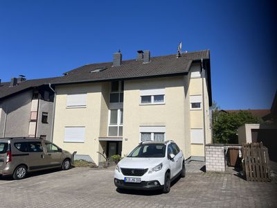Helle 3 ZK, Balkon Wohnung in gepflegtem Umfeld, renoviert