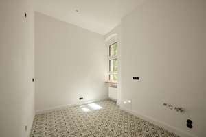 Friedenau: 3-Zi Altbau zum Erstbezug mit Balkon, Dusche & Freistehender Badewanne, Provi.frei – 12161 Friedenau, Berlin – Vorschaubild 15