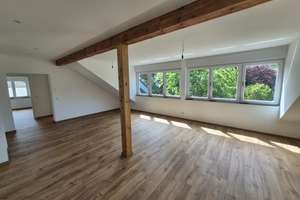 Erstbezug: helle 4-Zimmer-DG-Wohnung mit Küche, Fußbodenheizung und Garten – Die vollständige Adresse der Immobilie erhältst du vom Anbieter., 55442 Stromberg – Vorschaubild 2